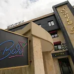Santa Ria Hotel Kŭrdzhali