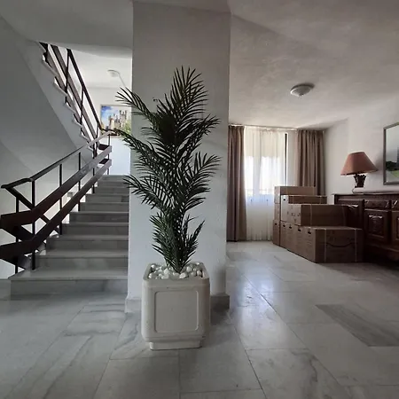 Santa Ria Hotel Kŭrdzhali