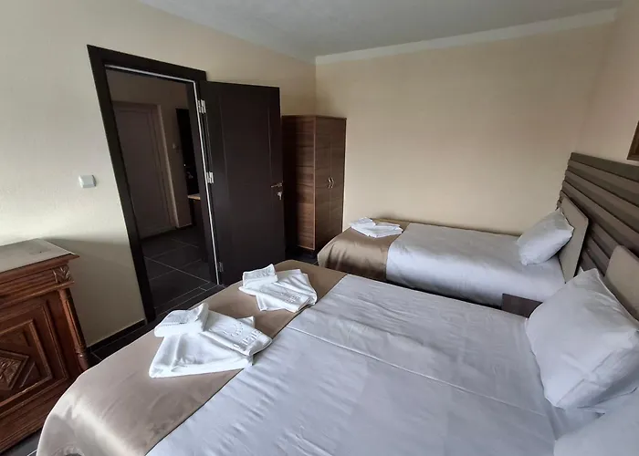 Santa Ria מלון 2*